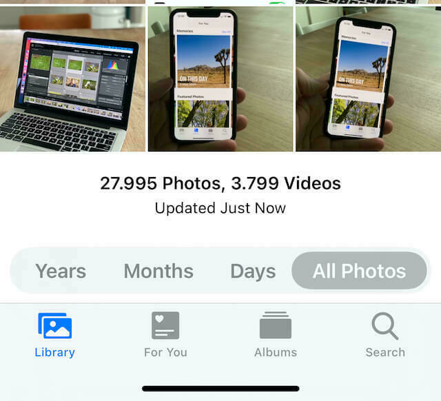 Screenshot van Photos.app op iPhone met totaal aantal foto's op de telefoon zichtbaar